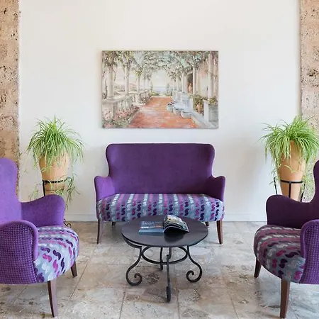 La Bastide De &