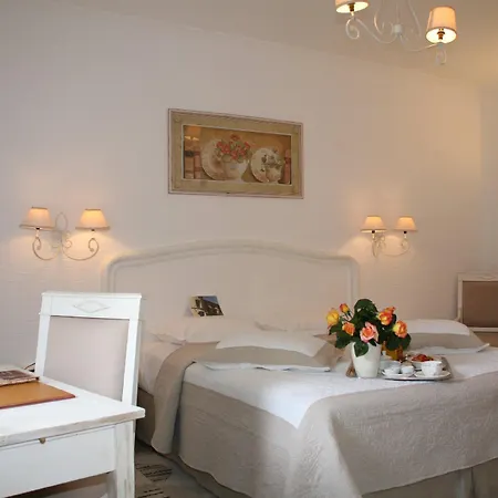 La Bastide De &
